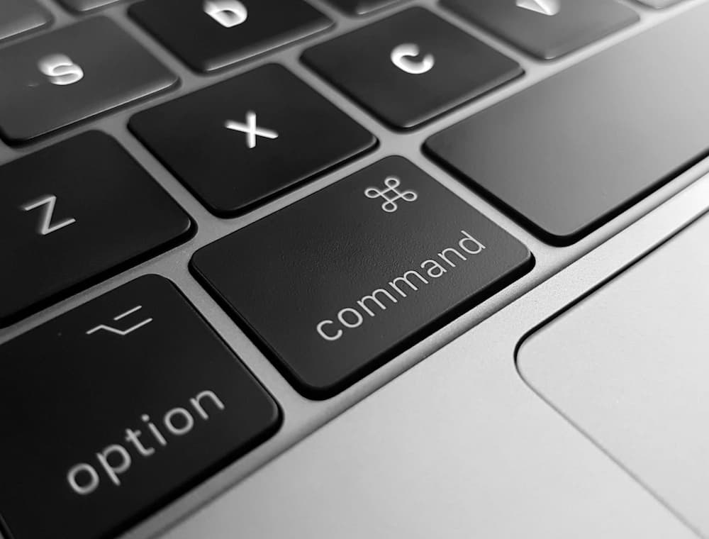 CentOS7でアプリの自動起動設定 CentOS7でアプリの自動起動設定